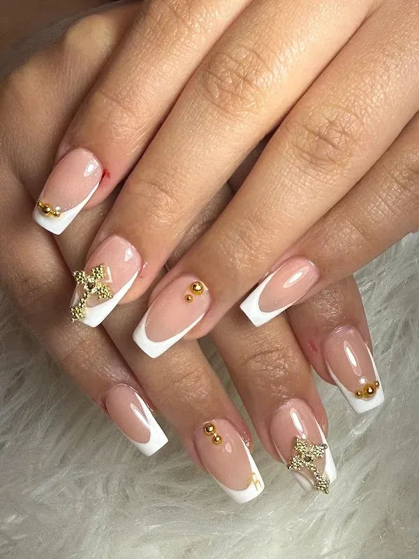 Le Cache Hair & Nail Salon Inc — Beauty salon in Newark